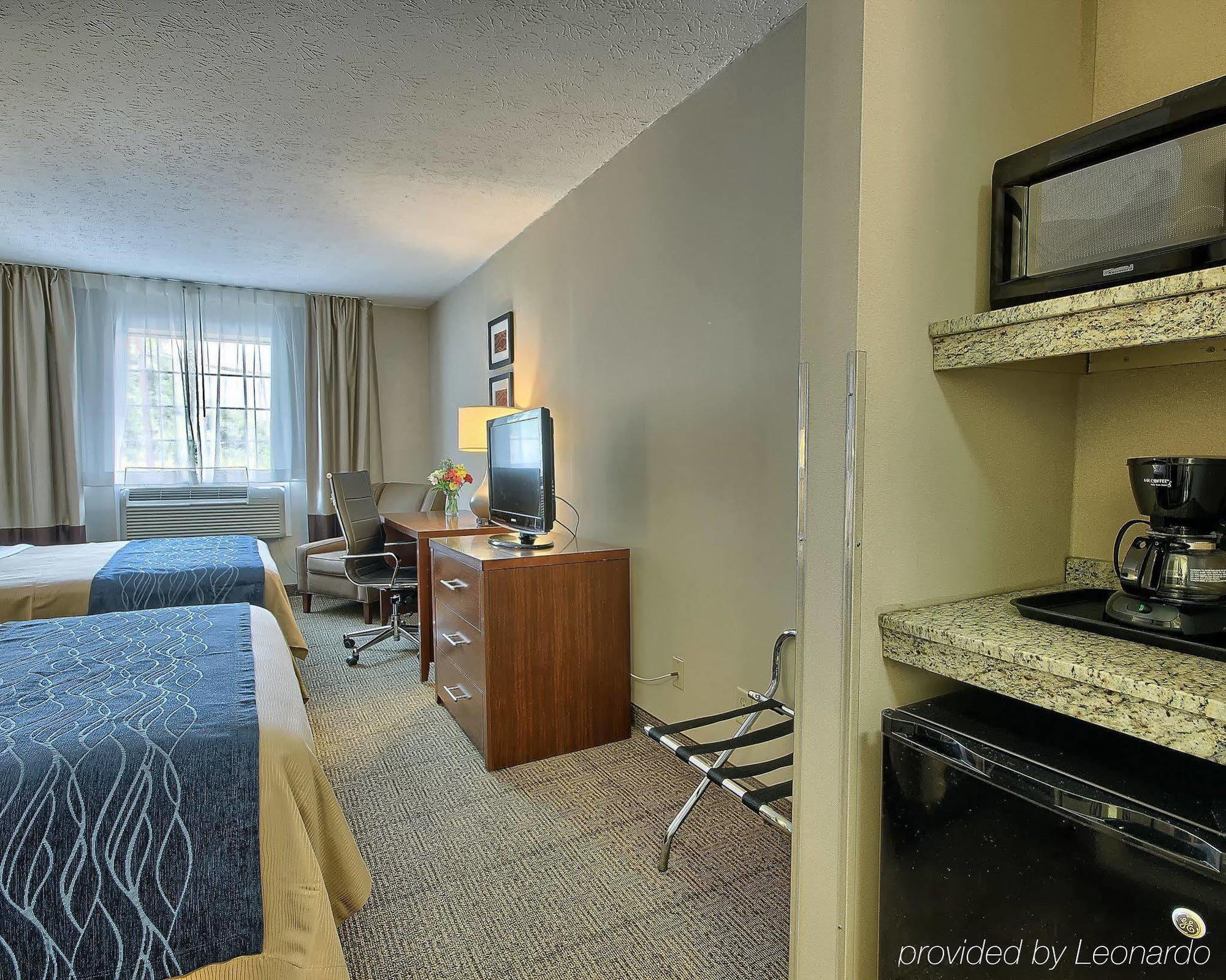 Wyndham Garden Hotel Cross Lanes Чарлстон Екстер'єр фото