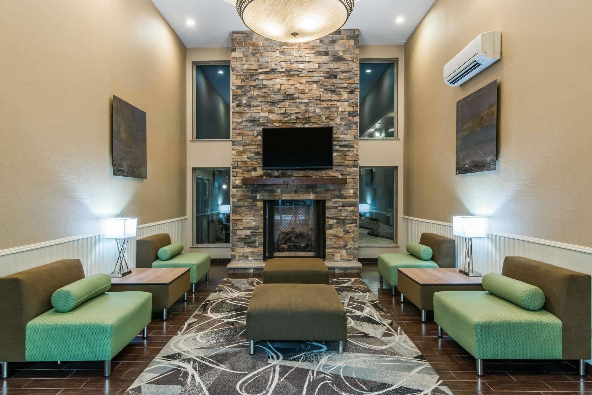 Wyndham Garden Hotel Cross Lanes Чарлстон Екстер'єр фото